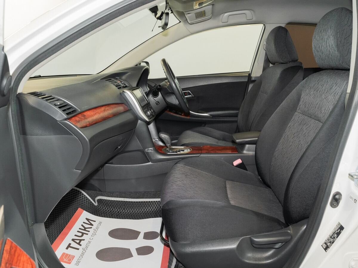 Toyota Allion 2010 - фото автомобиля