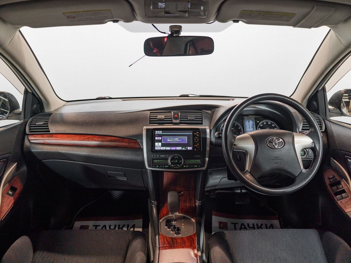 Toyota Allion 2010 - фото автомобиля