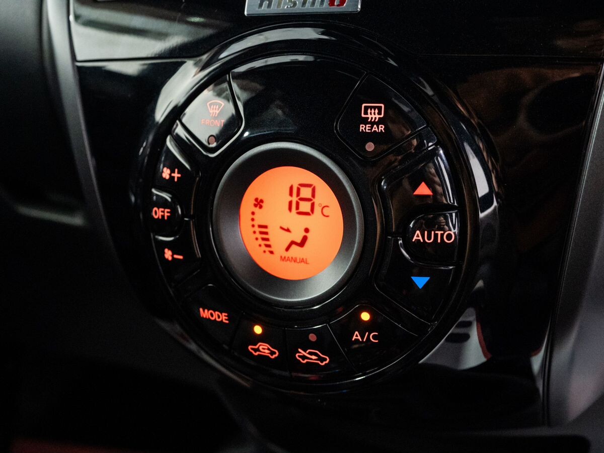Nissan Note 2019 - фото автомобиля