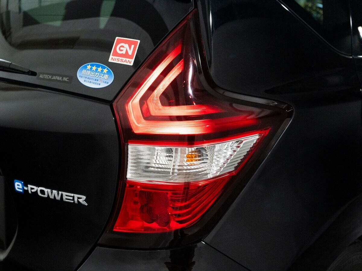 Nissan Note 2019 - фото автомобиля