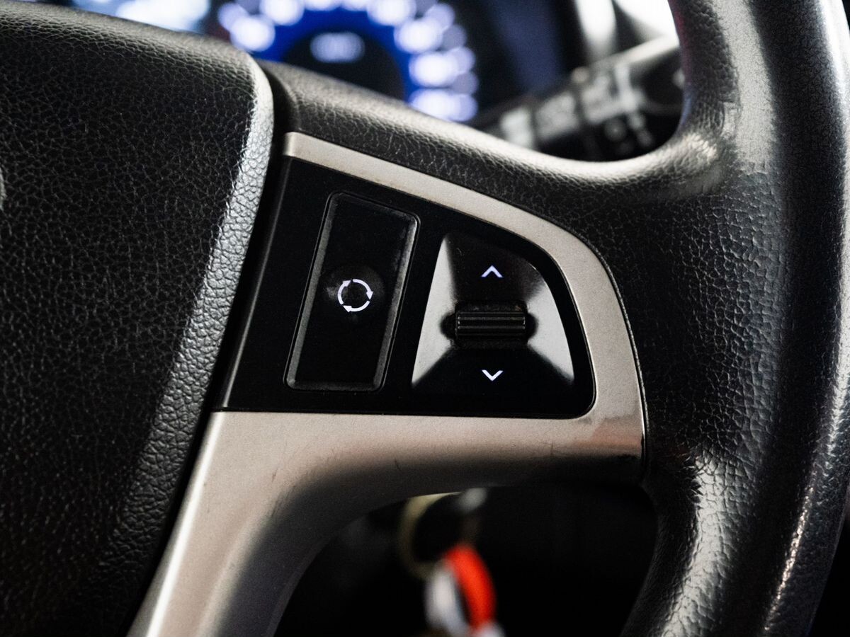 Hyundai Solaris 2014 - фото автомобиля