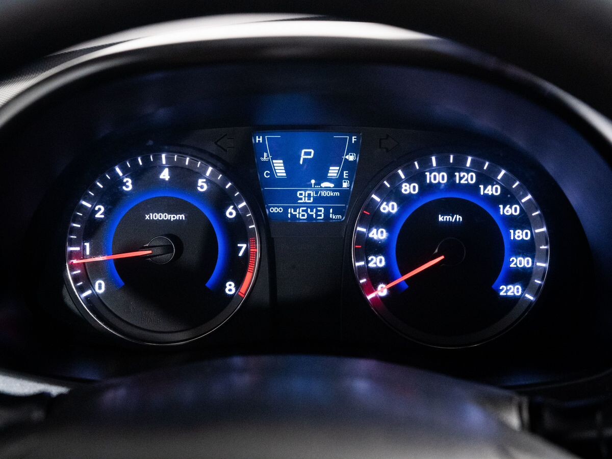 Hyundai Solaris 2014 - фото автомобиля