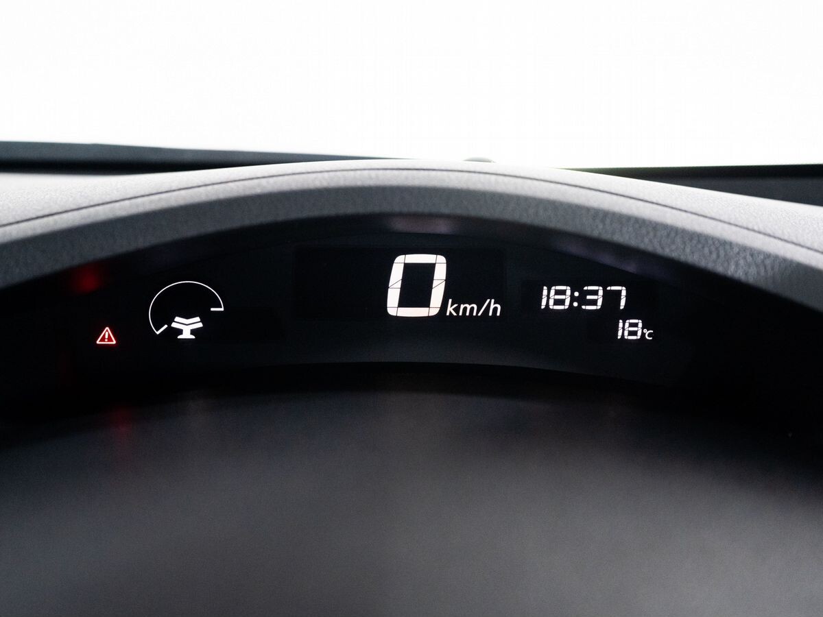 Nissan Leaf 2017 - фото автомобиля