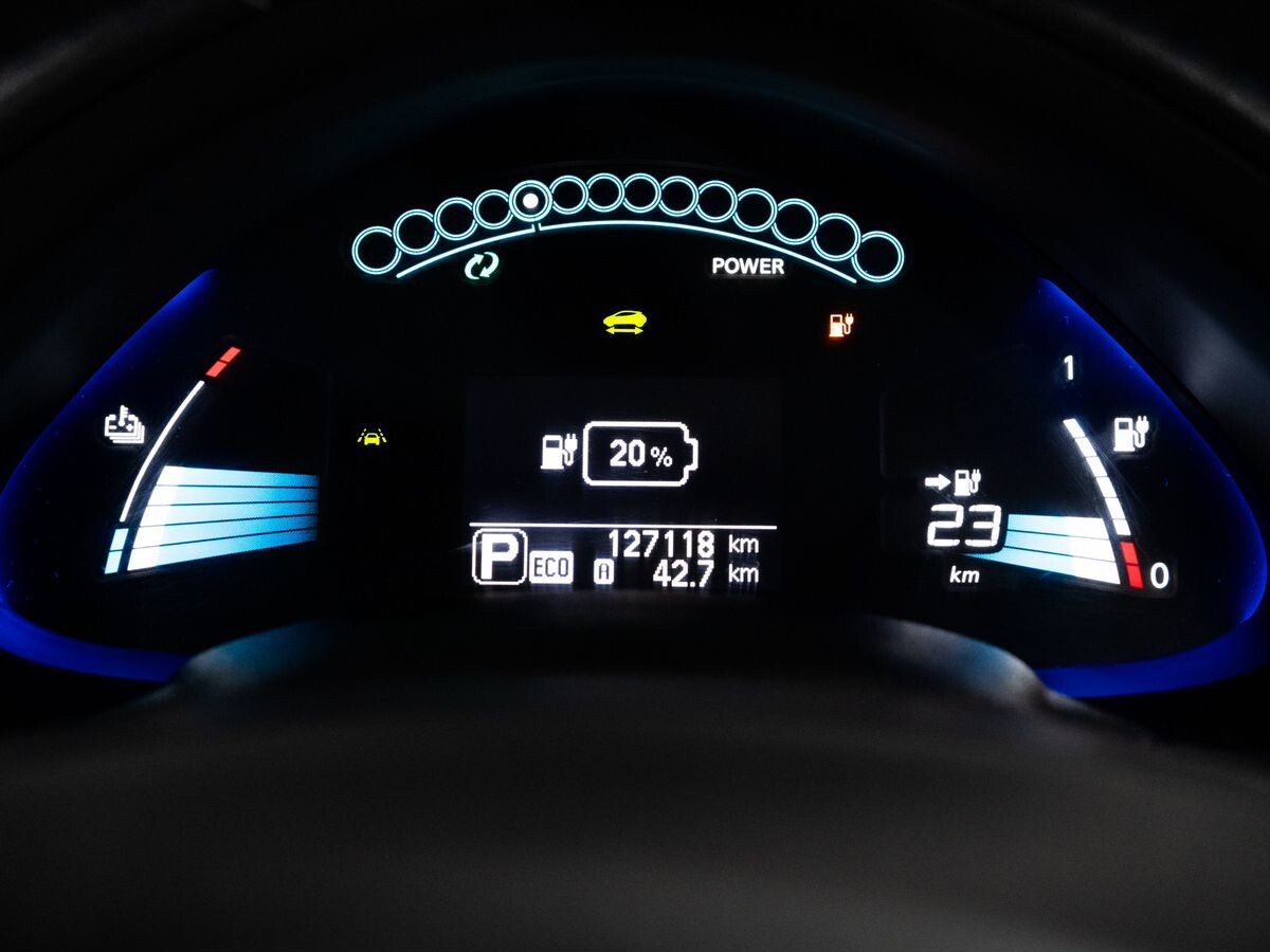 Nissan Leaf 2017 - фото автомобиля