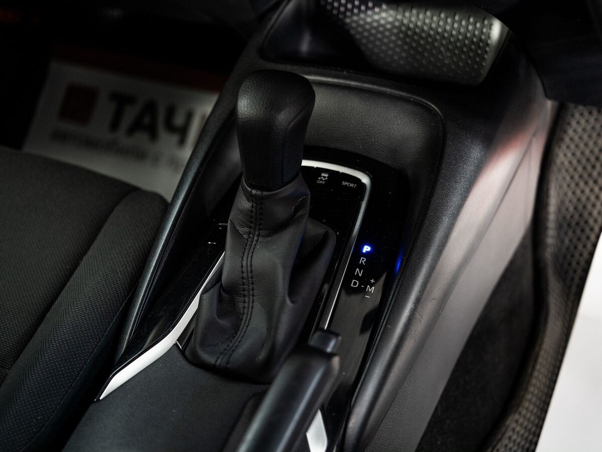 Toyota Corolla 2020 - фото автомобиля