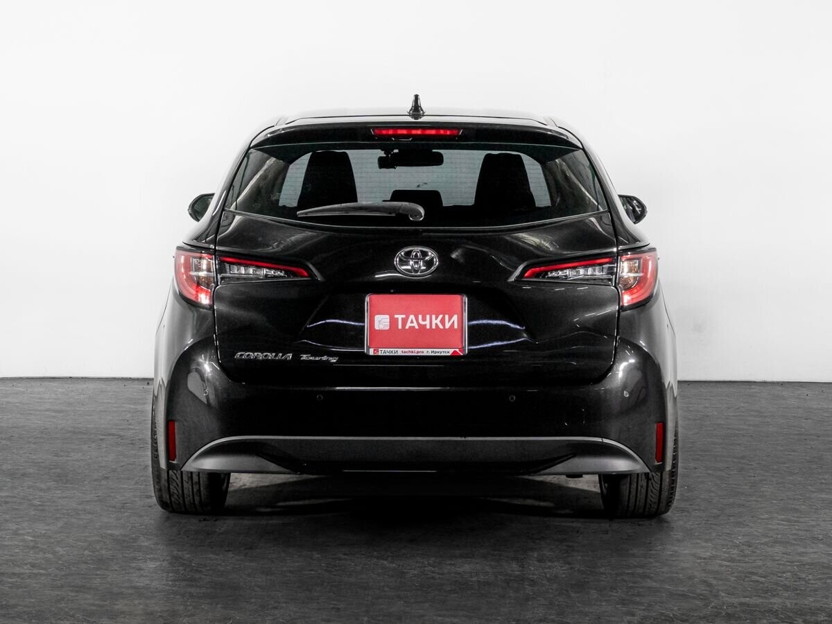 Toyota Corolla 2020 - фото автомобиля
