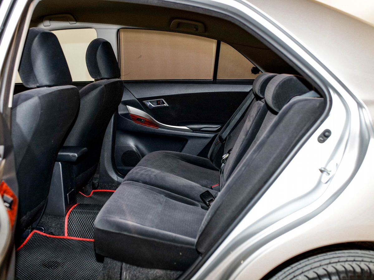 Toyota Allion 2010 - фото автомобиля