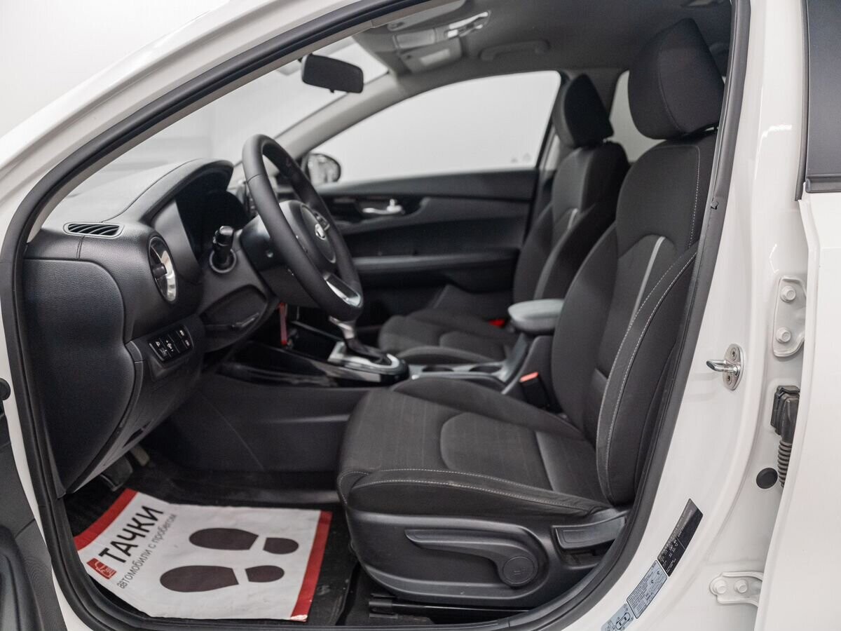 Kia Cerato 2018 - фото автомобиля