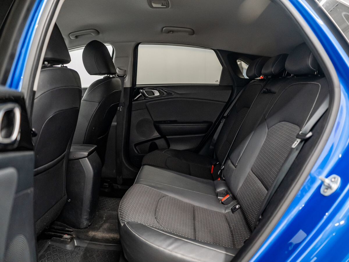 Kia Ceed 2020 - фото автомобиля