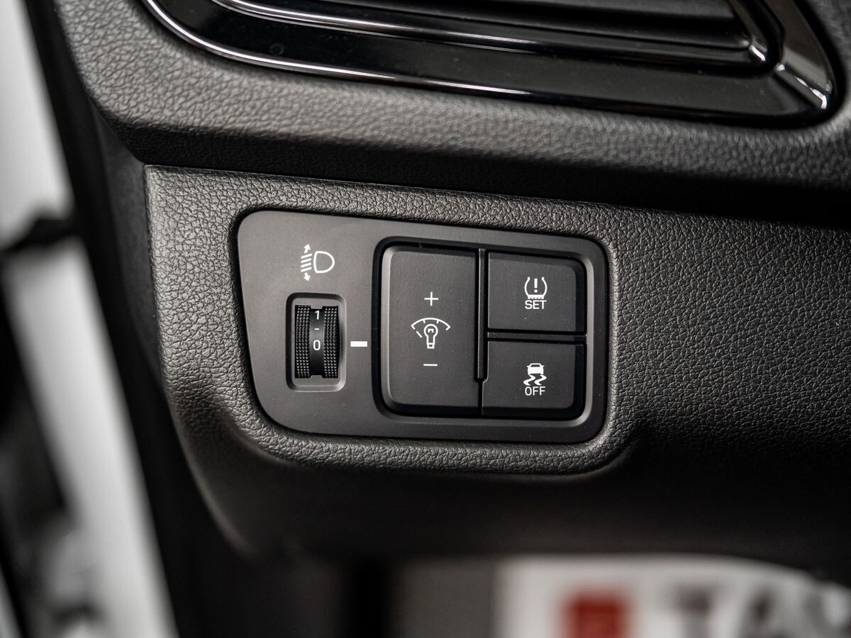 Hyundai Solaris 2020 - фото автомобиля