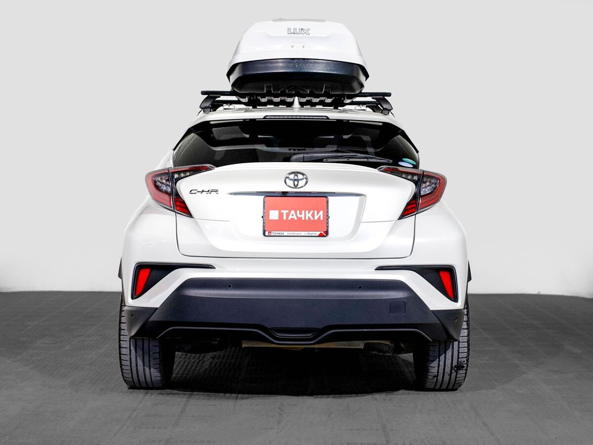 Toyota C-HR 2017 - фото автомобиля