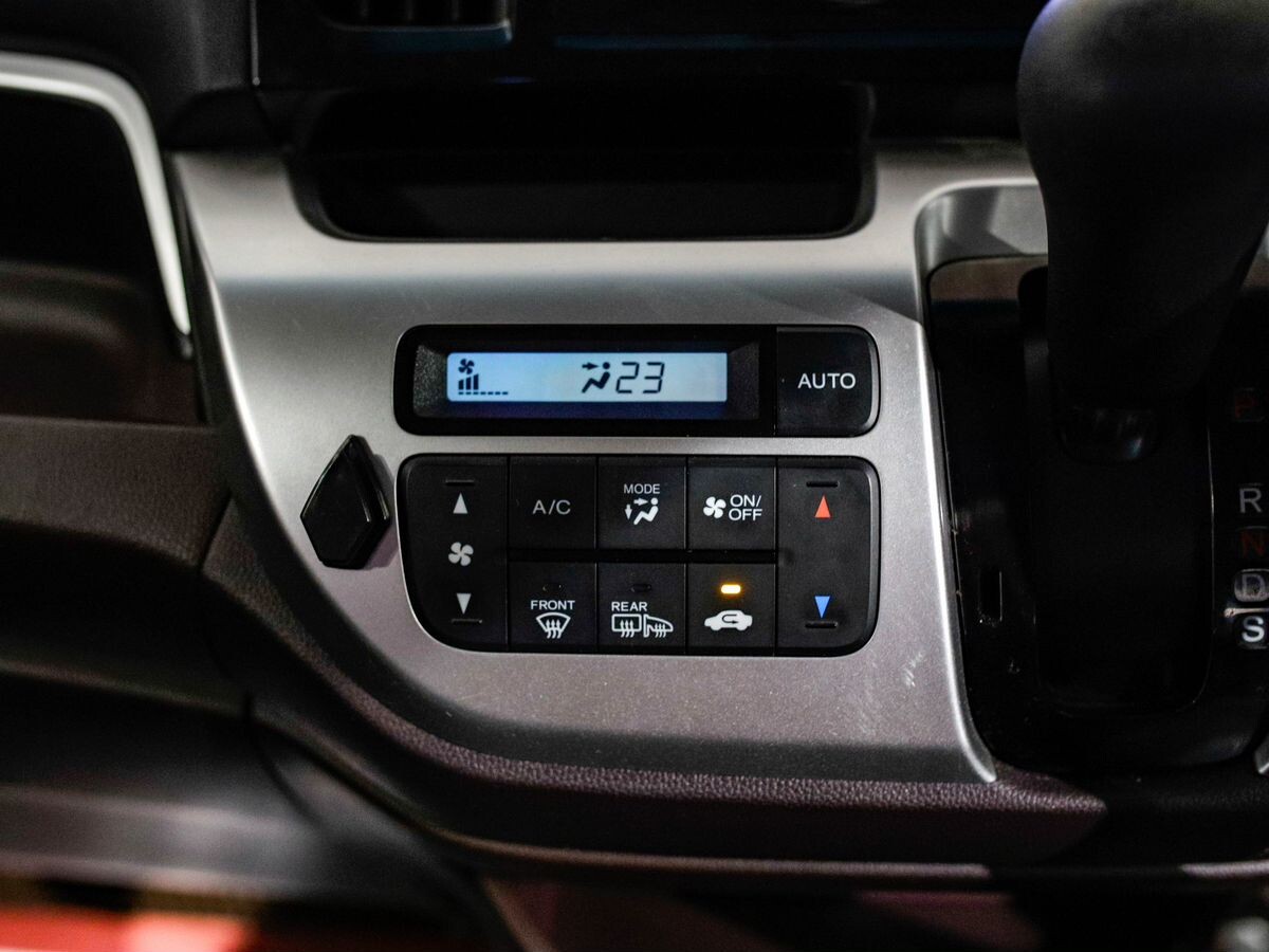 Honda N-WGN 2016 - фото автомобиля