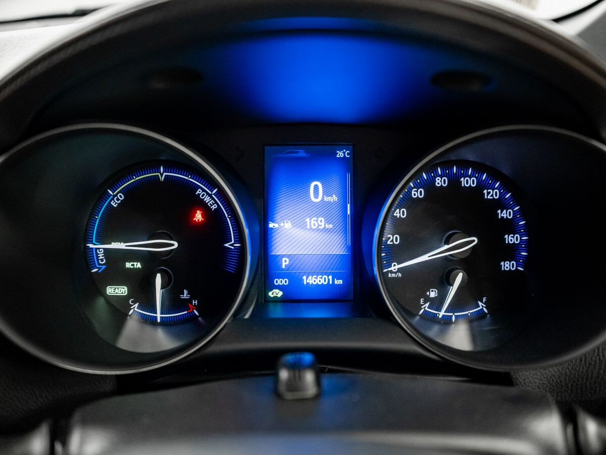 Toyota C-HR 2017 - фото автомобиля