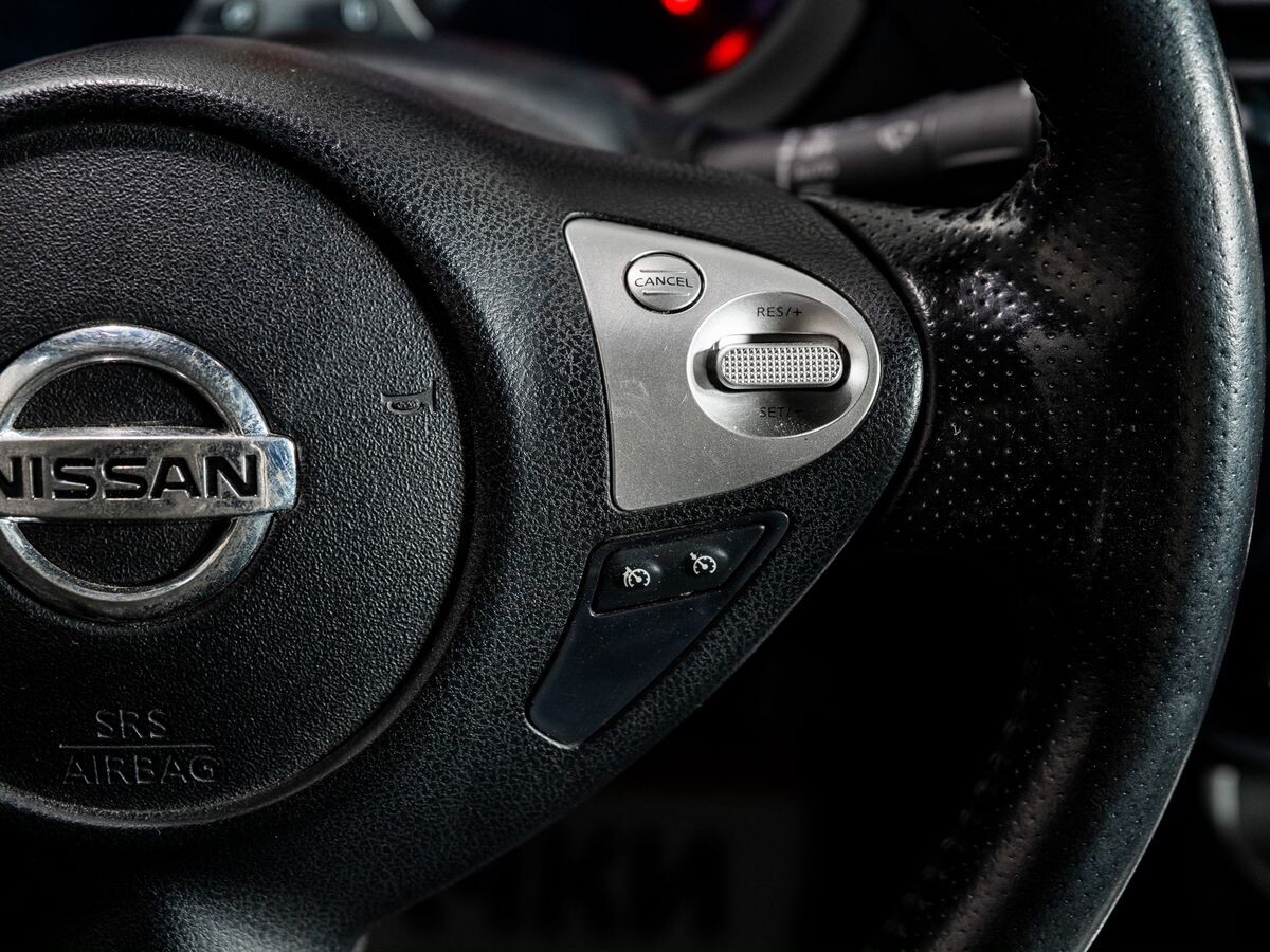 Nissan Juke 2013 - фото автомобиля