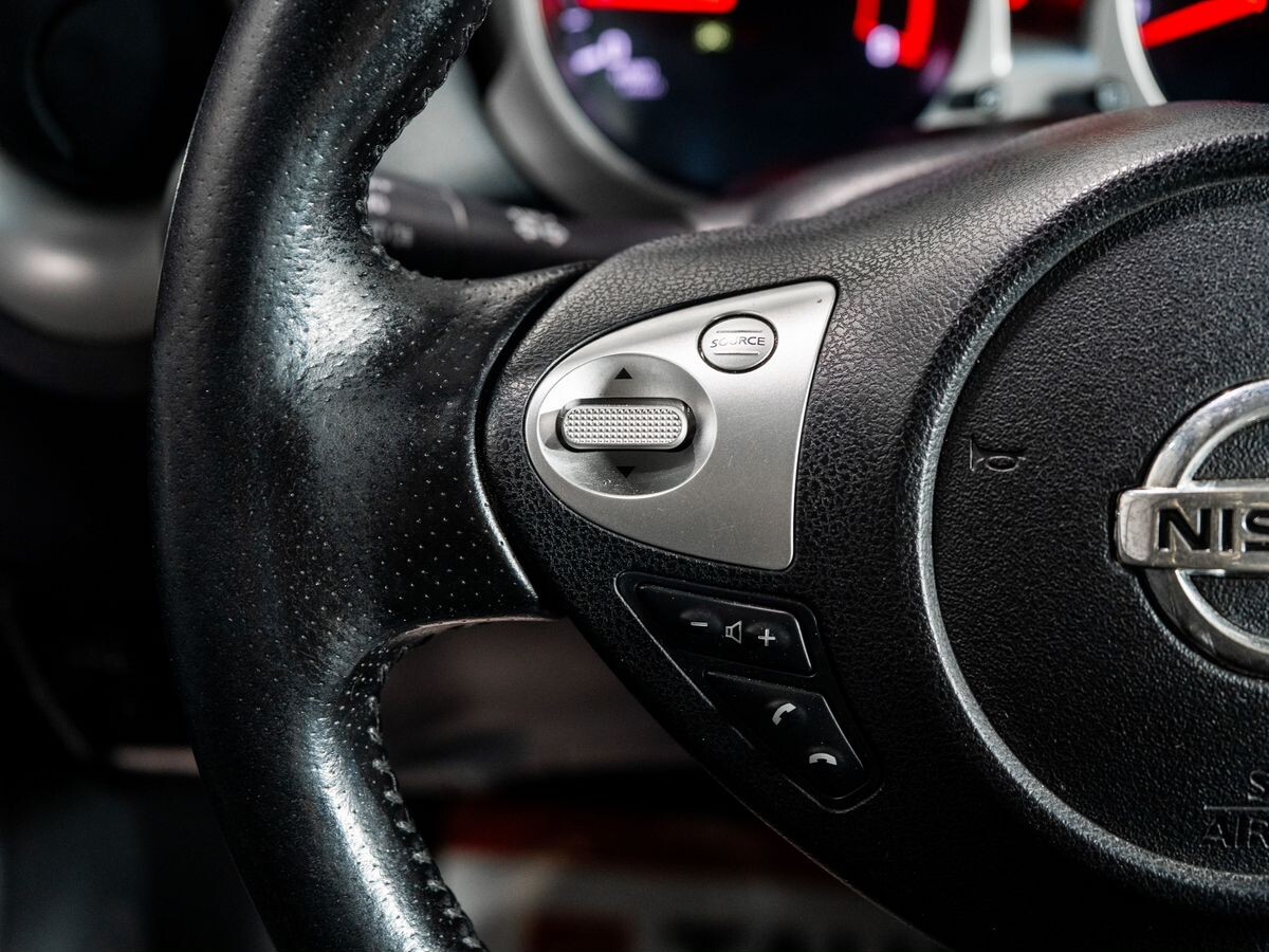 Nissan Juke 2013 - фото автомобиля