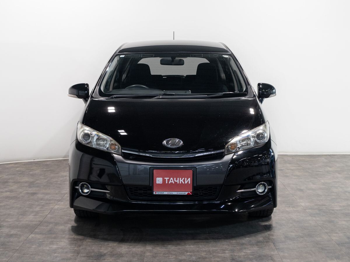 Toyota Wish 2014 - фото автомобиля