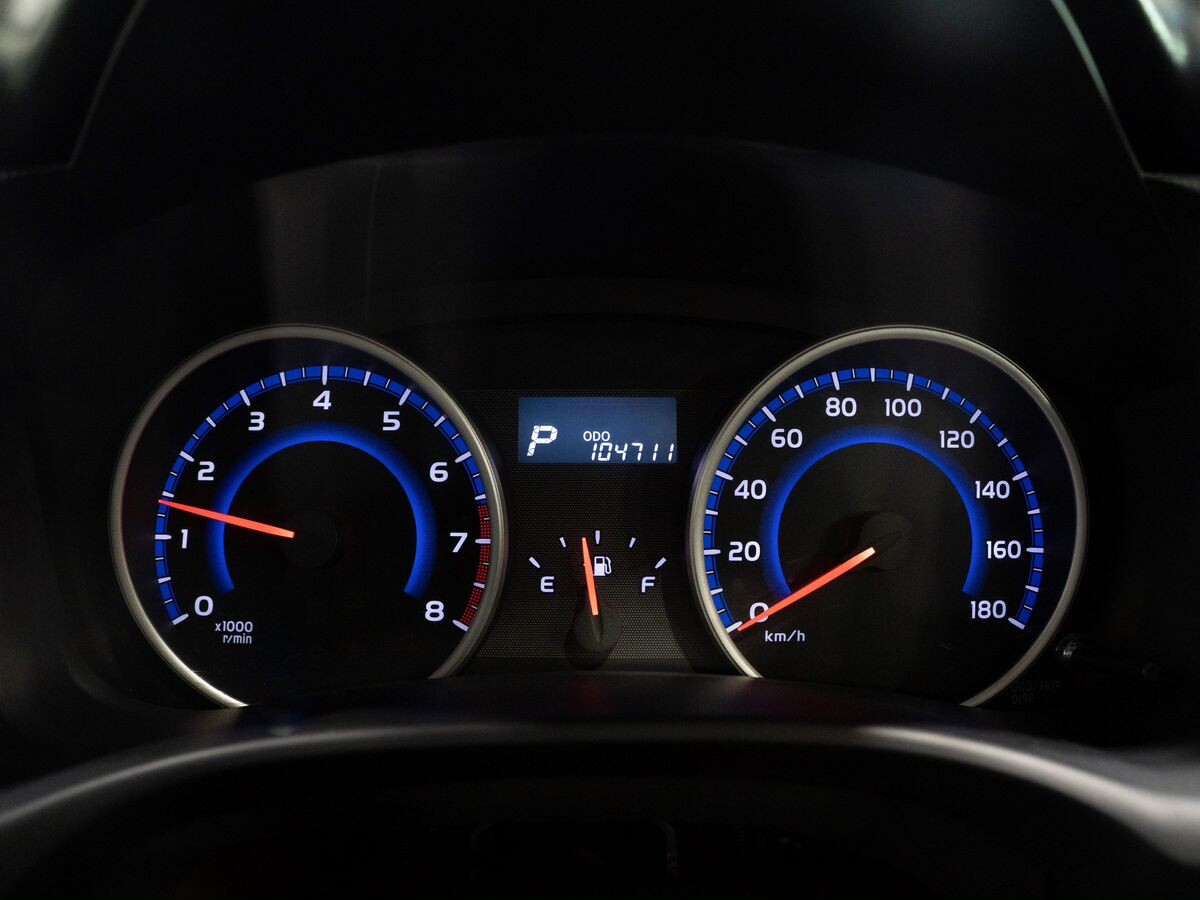 Toyota Wish 2014 - фото автомобиля
