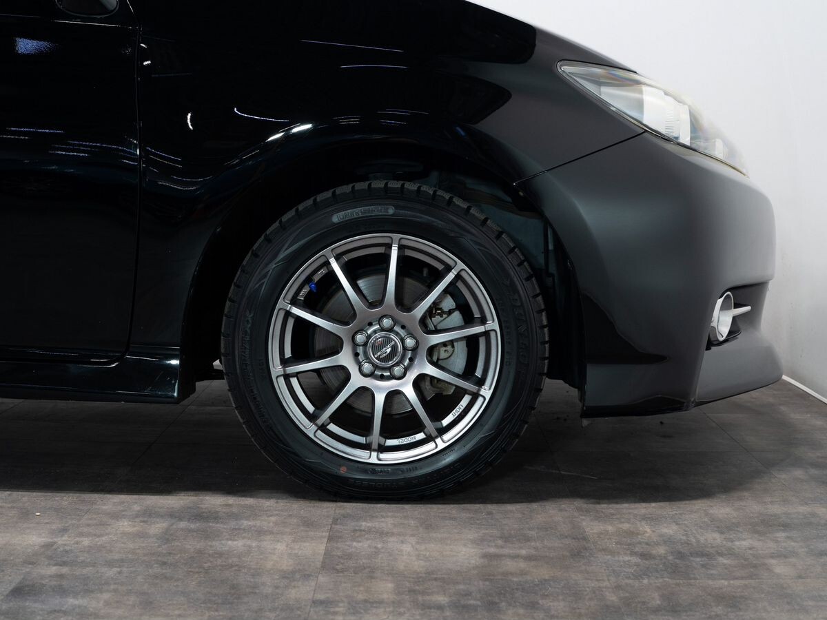 Toyota Wish 2014 - фото автомобиля
