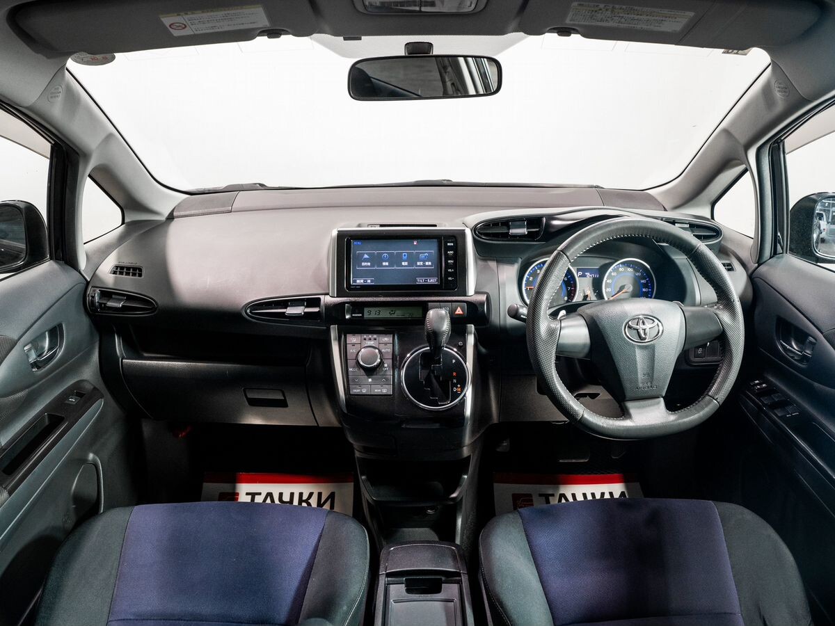 Toyota Wish 2014 - фото автомобиля