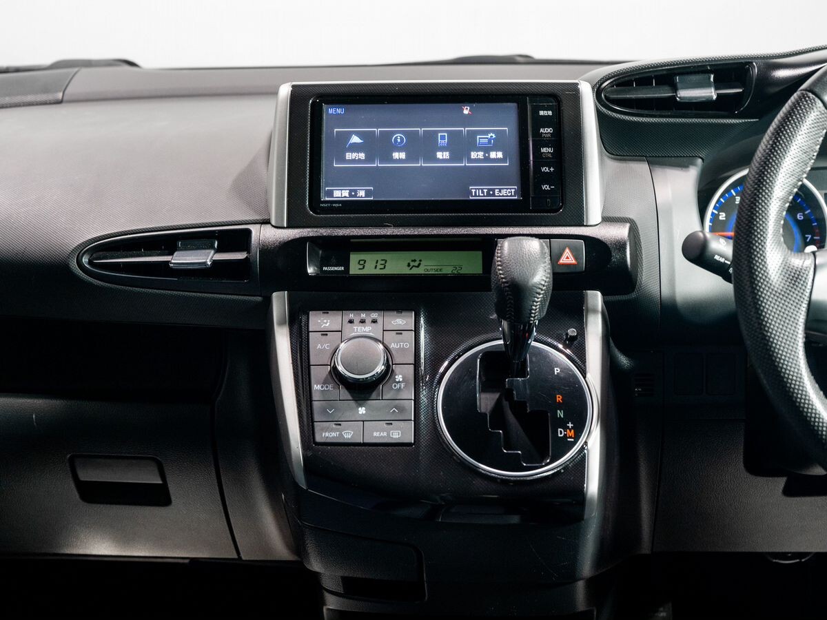 Toyota Wish 2014 - фото автомобиля
