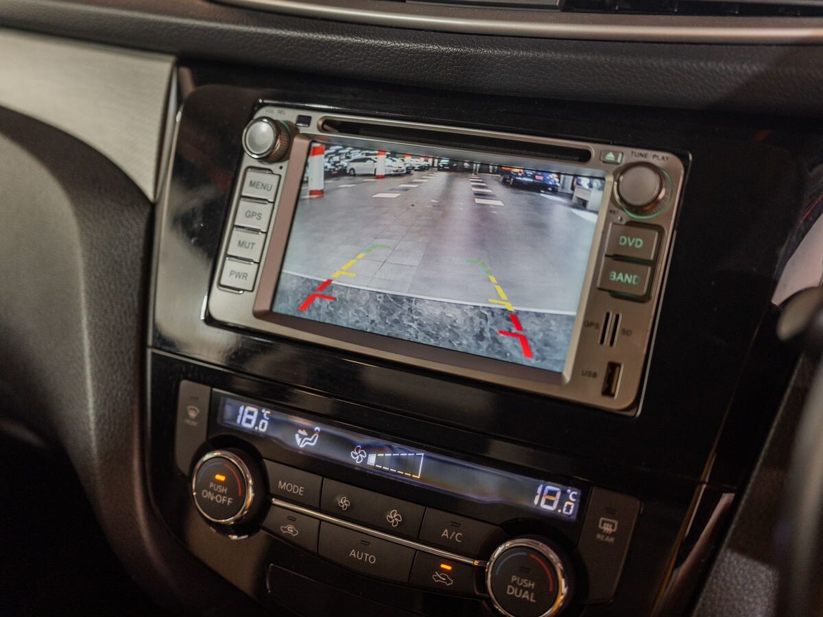 Nissan X-Trail 2015 - фото автомобиля