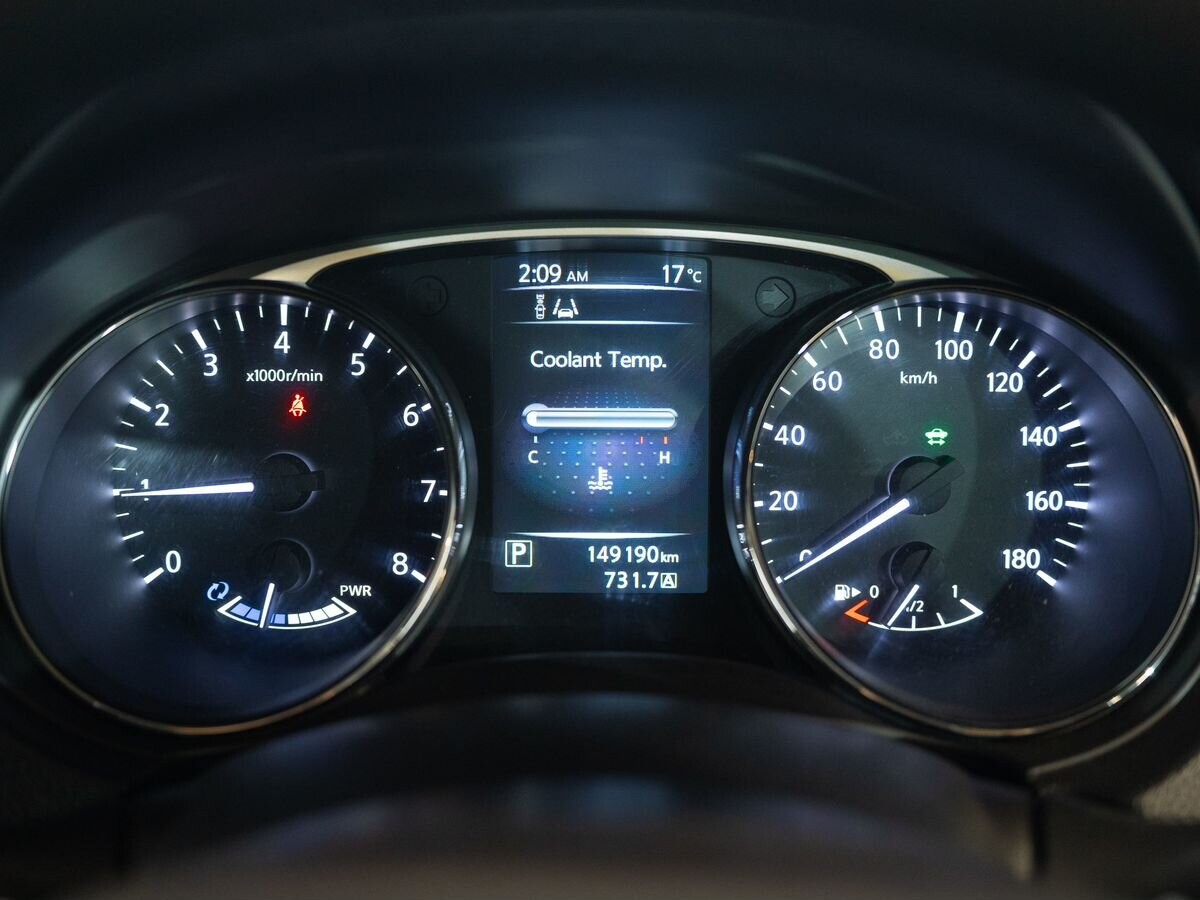 Nissan X-Trail 2015 - фото автомобиля