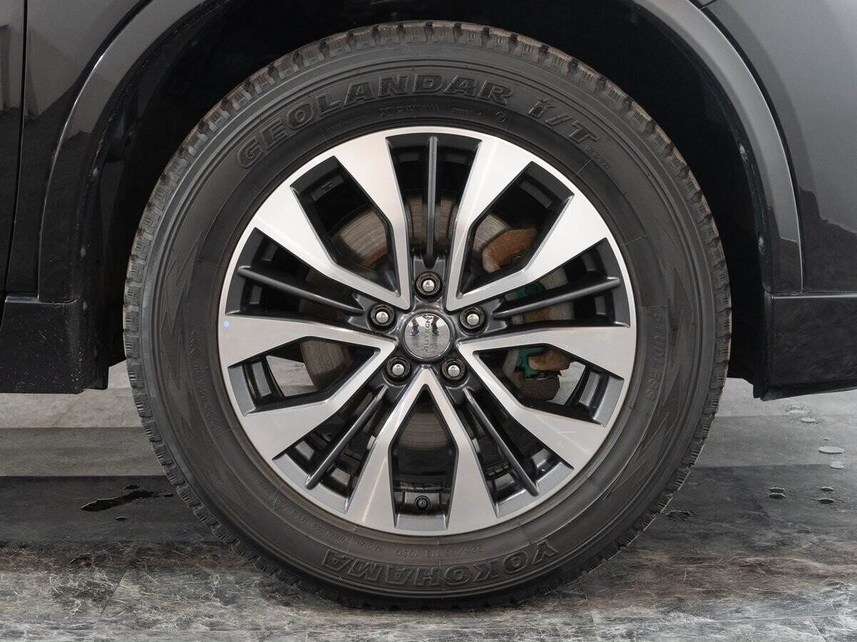 Nissan X-Trail 2015 - фото автомобиля