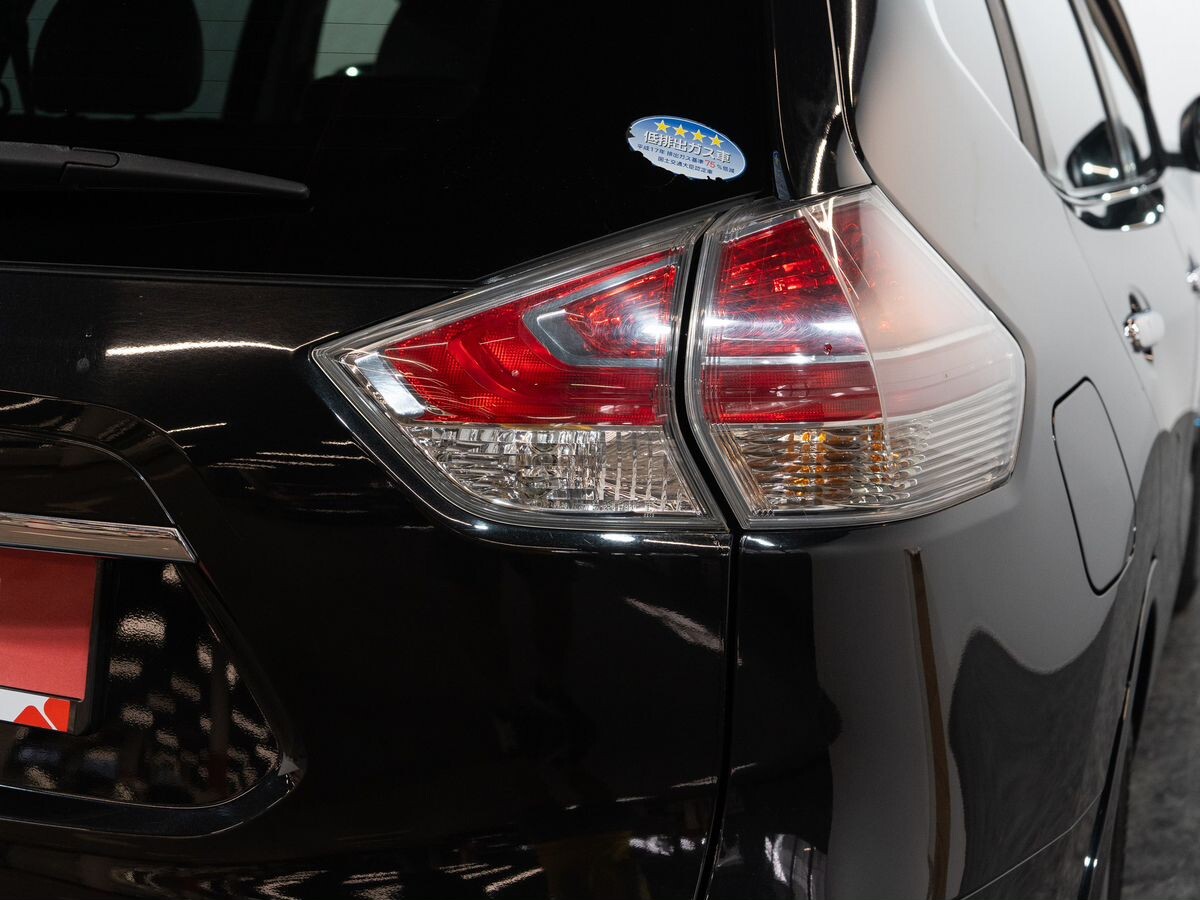 Nissan X-Trail 2015 - фото автомобиля