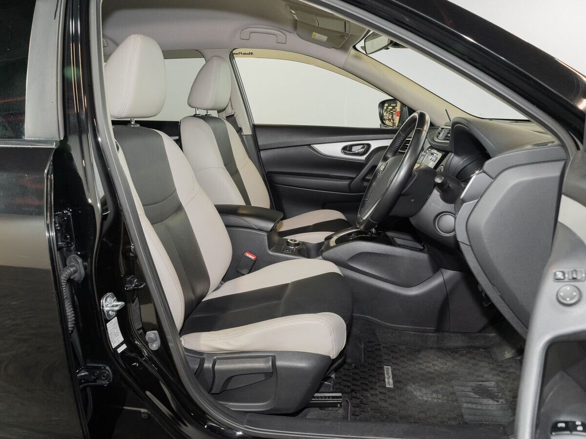 Nissan X-Trail 2015 - фото автомобиля