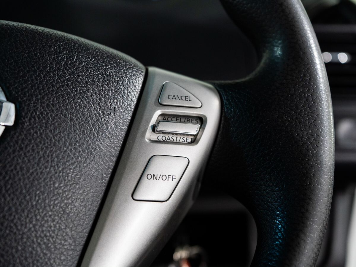 Nissan Serena 2015 - фото автомобиля