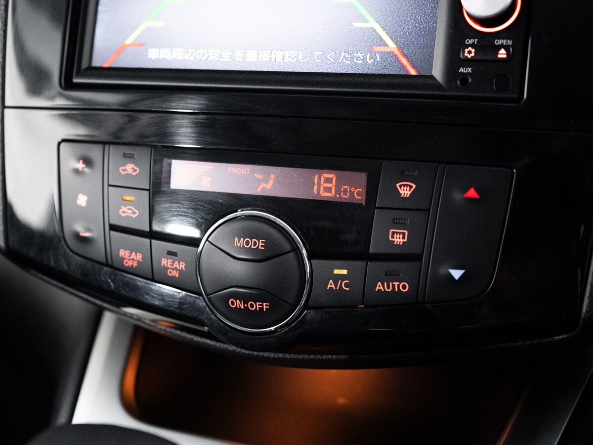 Nissan Serena 2015 - фото автомобиля