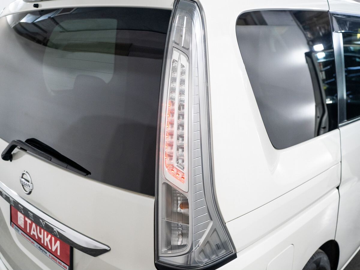 Nissan Serena 2015 - фото автомобиля