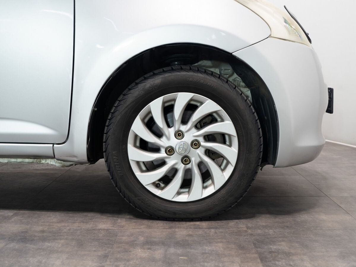 Toyota Ractis 2007 - фото автомобиля