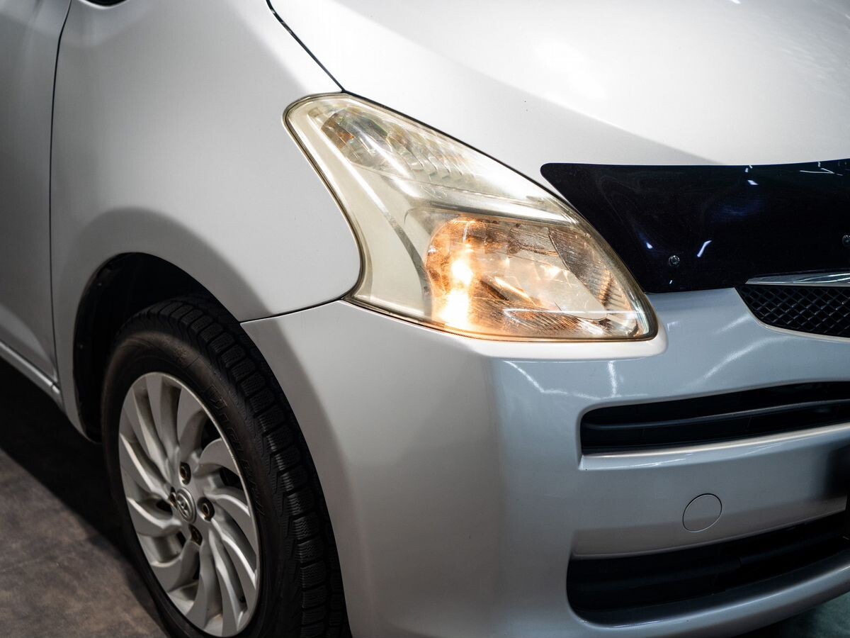 Toyota Ractis 2007 - фото автомобиля