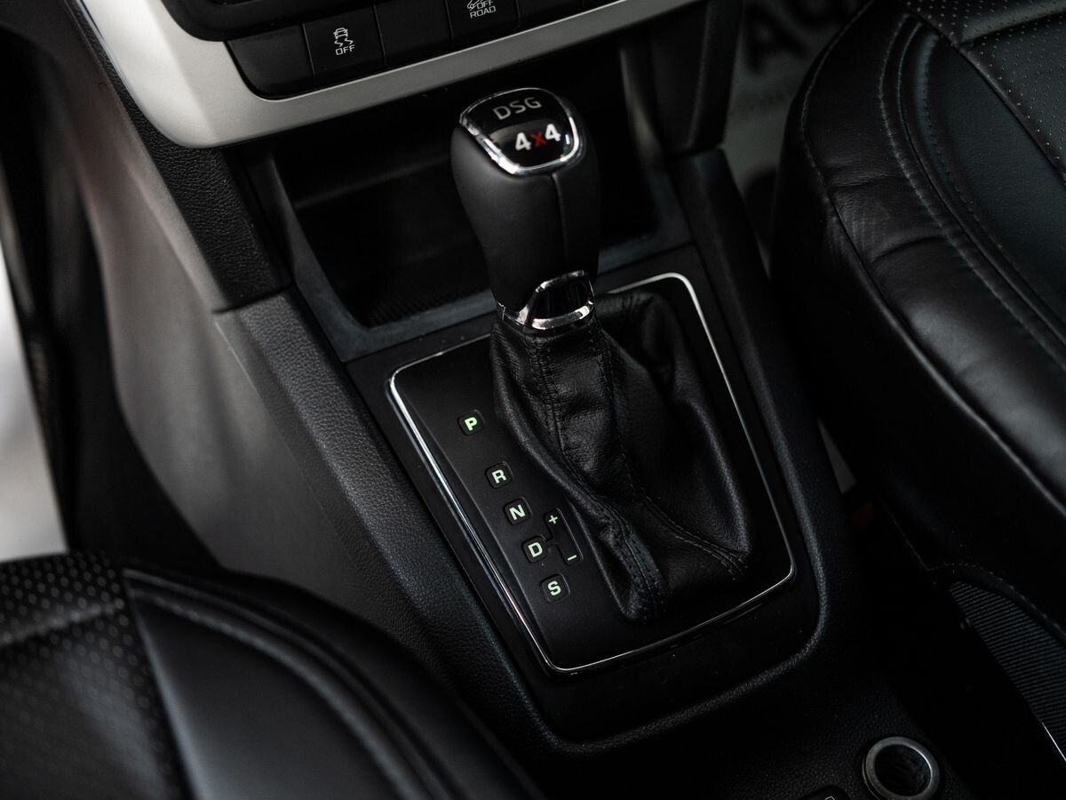 Skoda Yeti 2013 - фото автомобиля