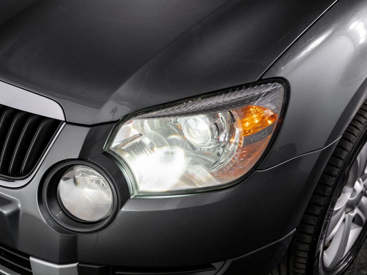 Skoda Yeti 2013 - фото автомобиля