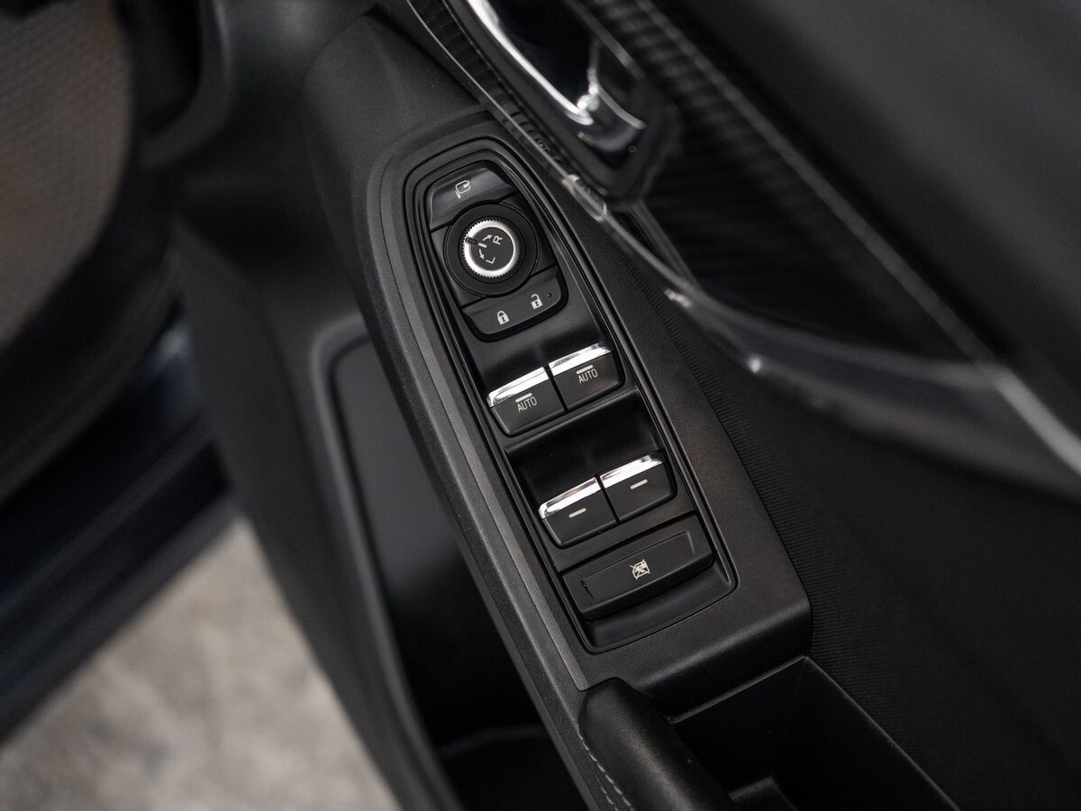 Subaru Impreza 2018 - фото автомобиля