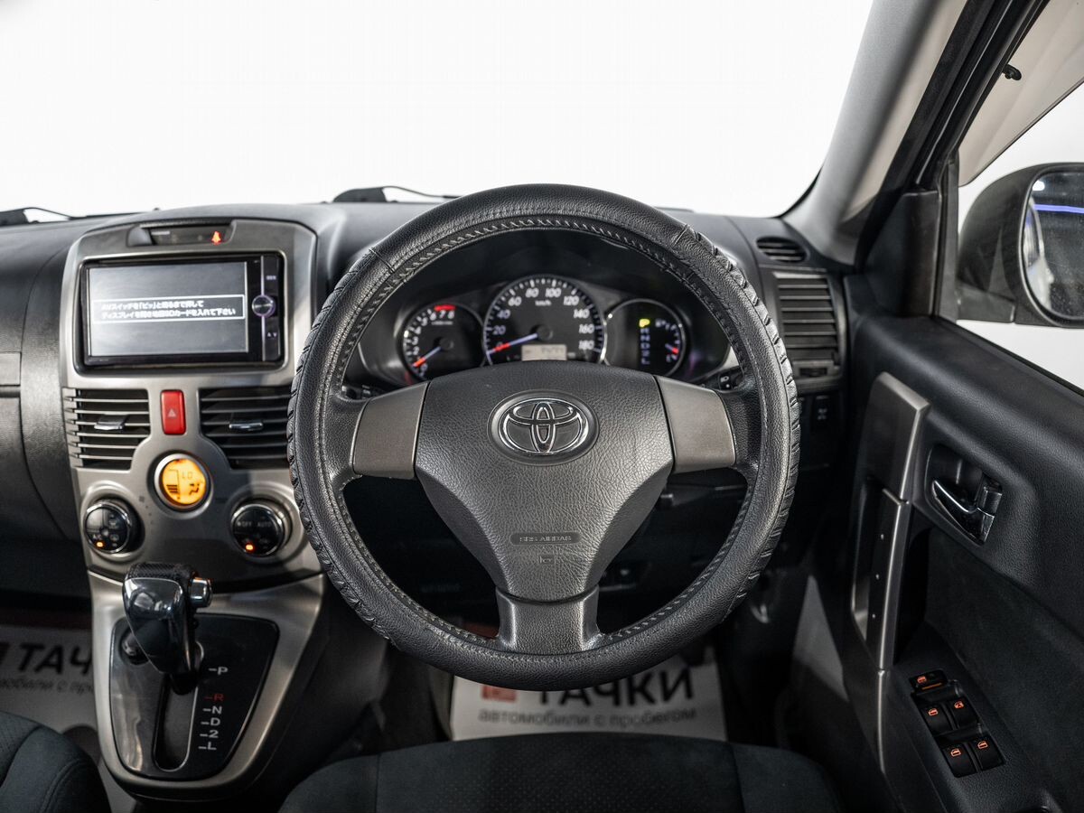 Toyota Rush 2014 - фото автомобиля