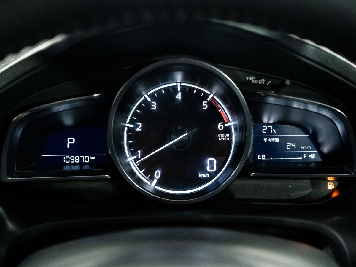 Mazda Axela 2016 - фото автомобиля