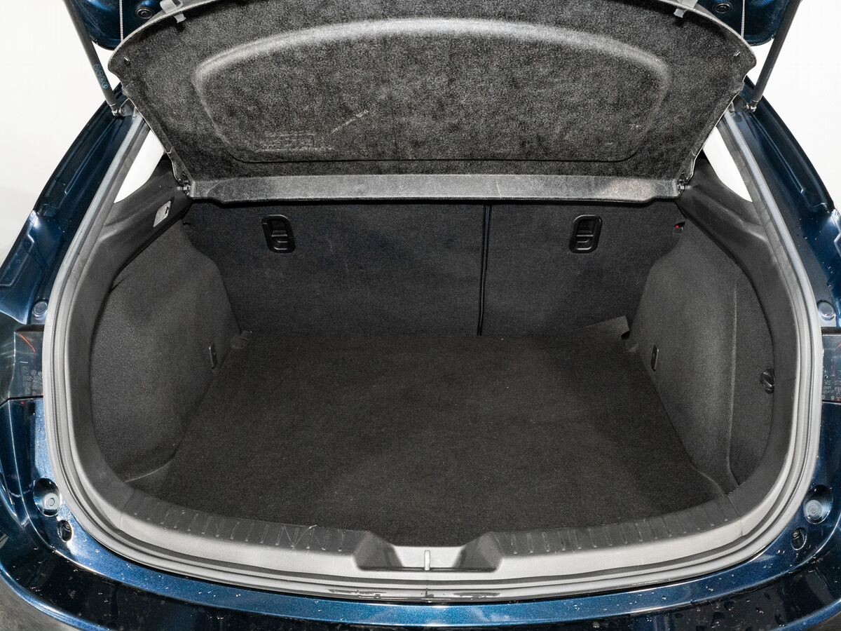 Mazda Axela 2016 - фото автомобиля