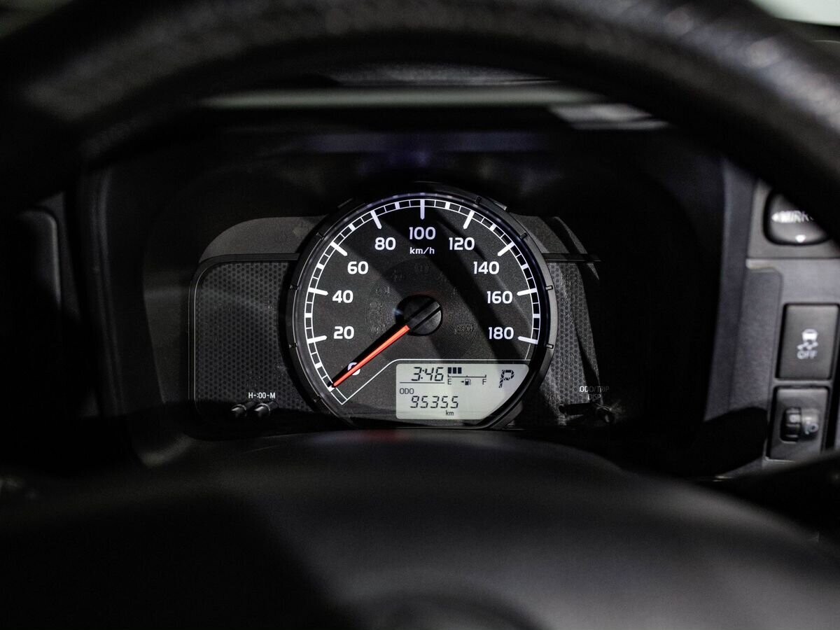 Toyota Succeed 2019 - фото автомобиля