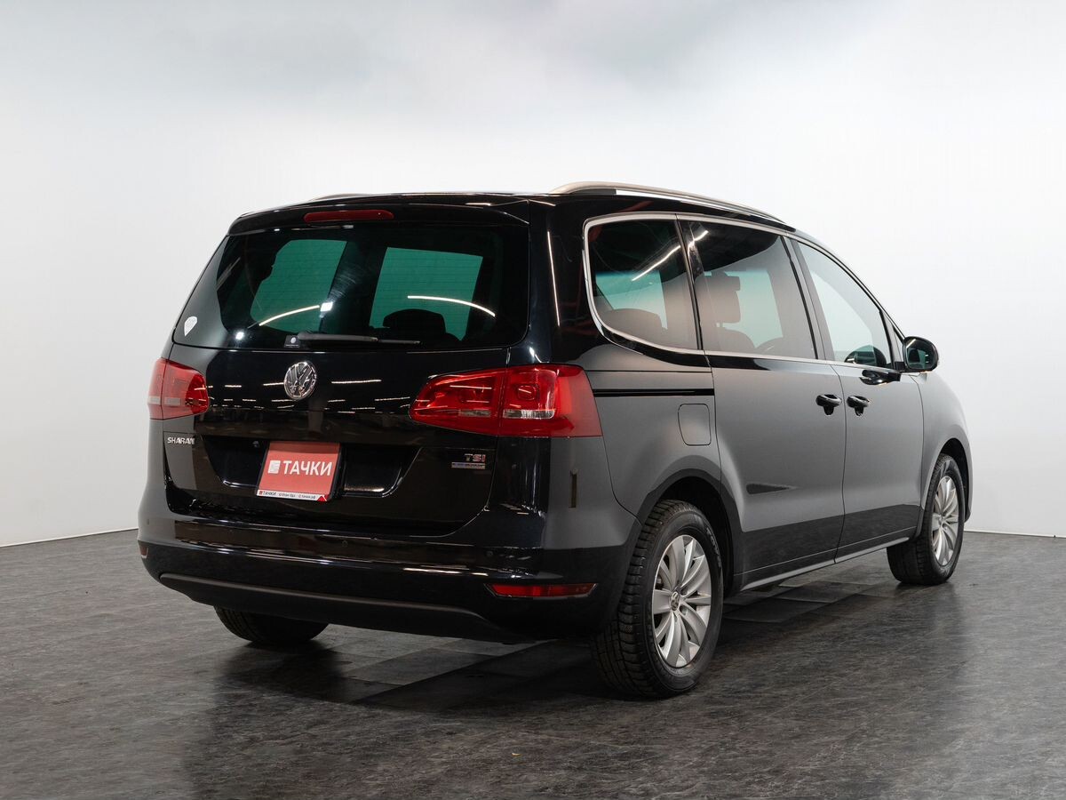 Volkswagen Sharan 2011 - фото автомобиля