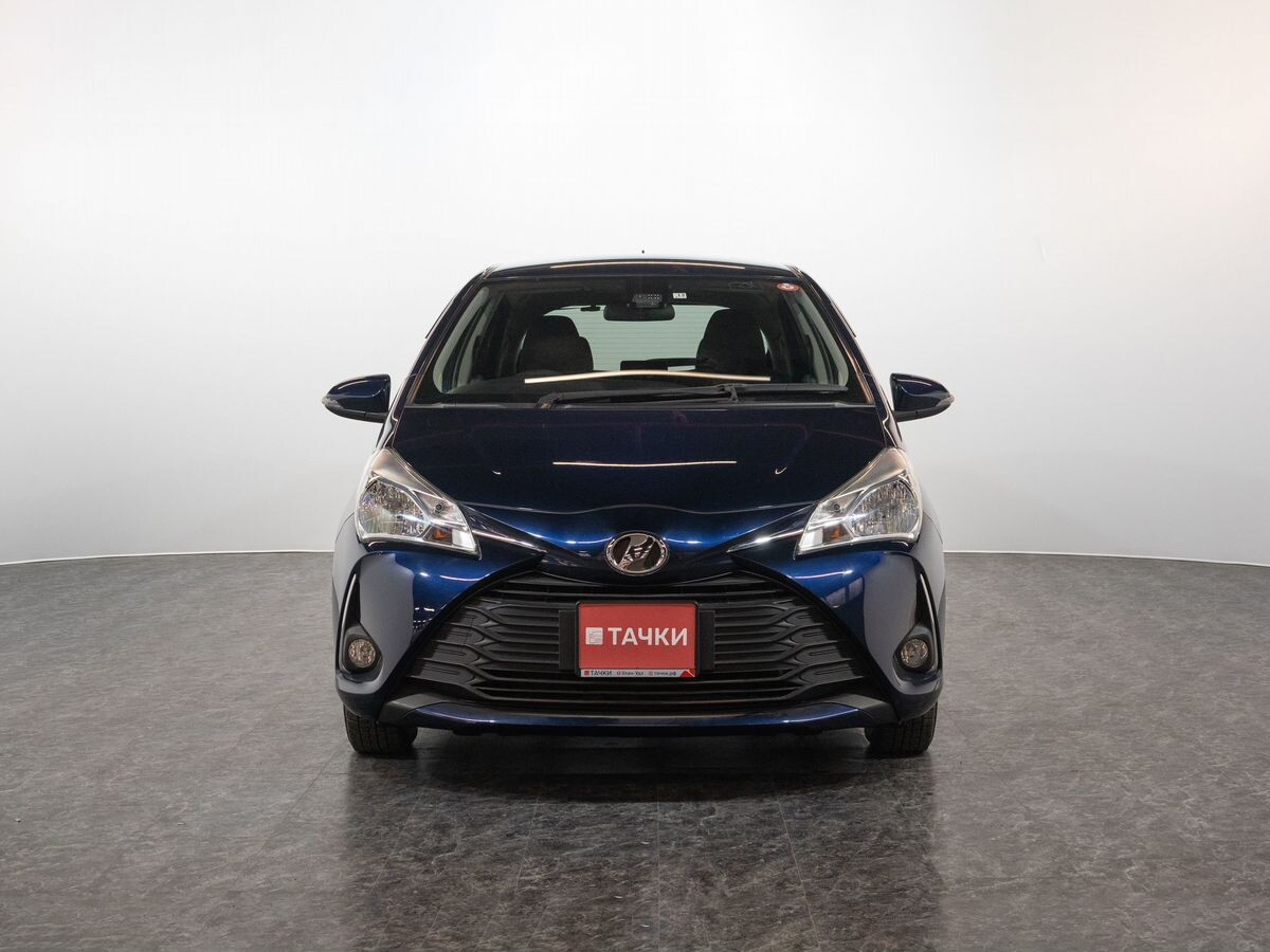 Toyota Vitz 2017 - фото автомобиля