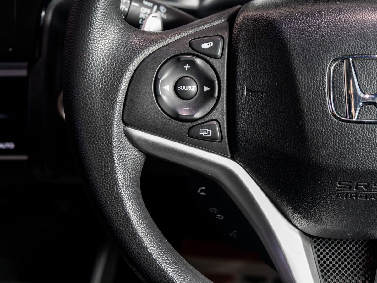 Honda Fit 2013 - фото автомобиля