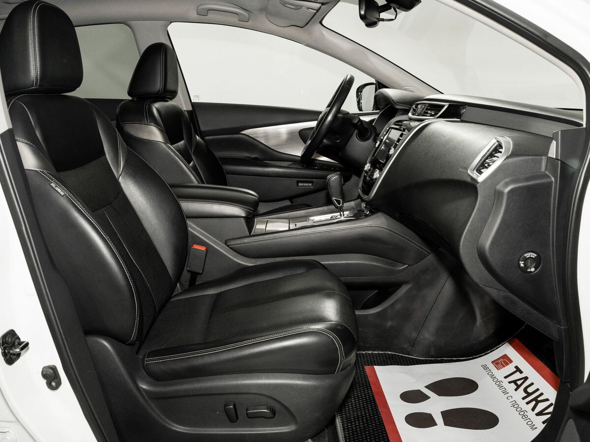 Nissan Murano 2019 - фото автомобиля