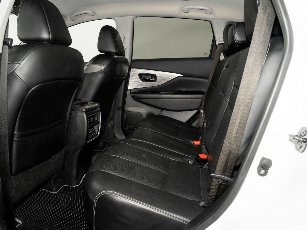Nissan Murano 2019 - фото автомобиля