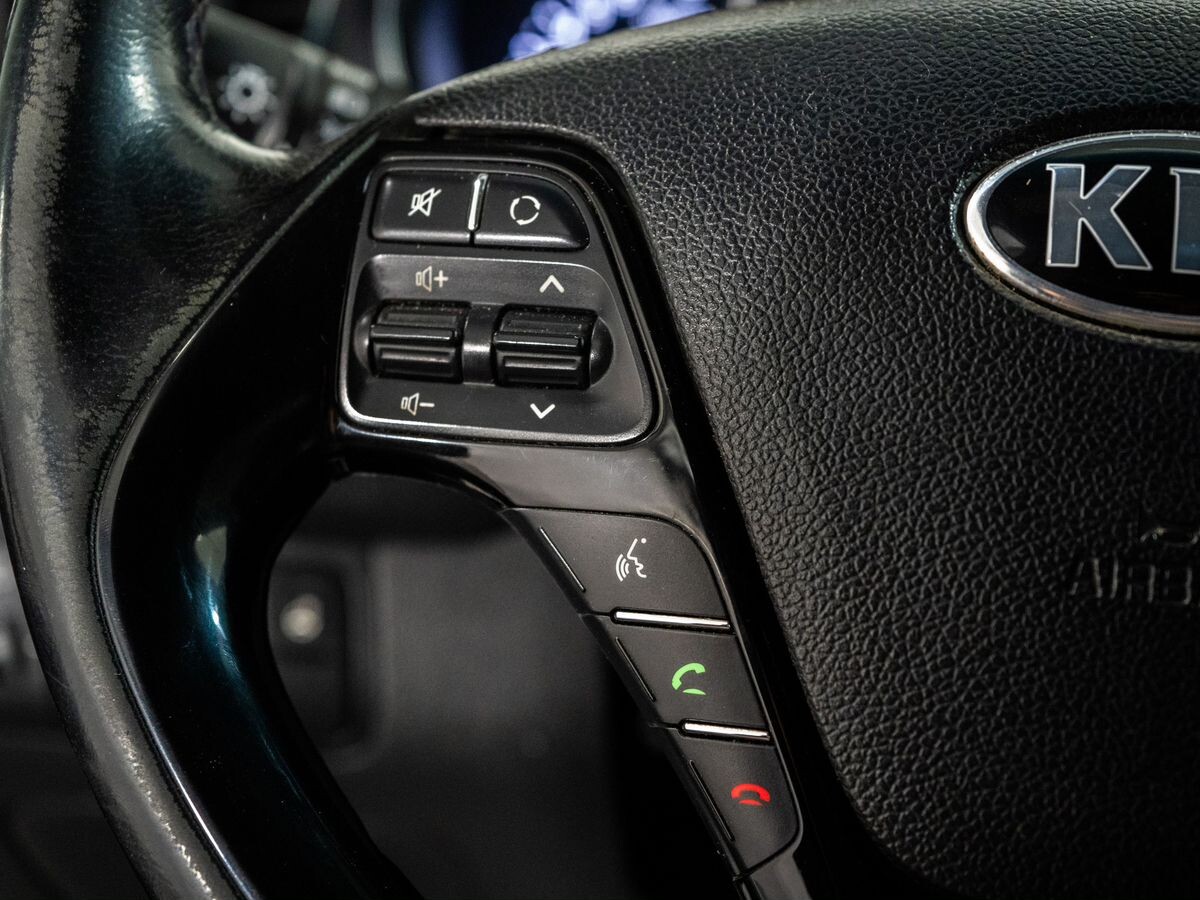 Kia Ceed 2013 - фото автомобиля