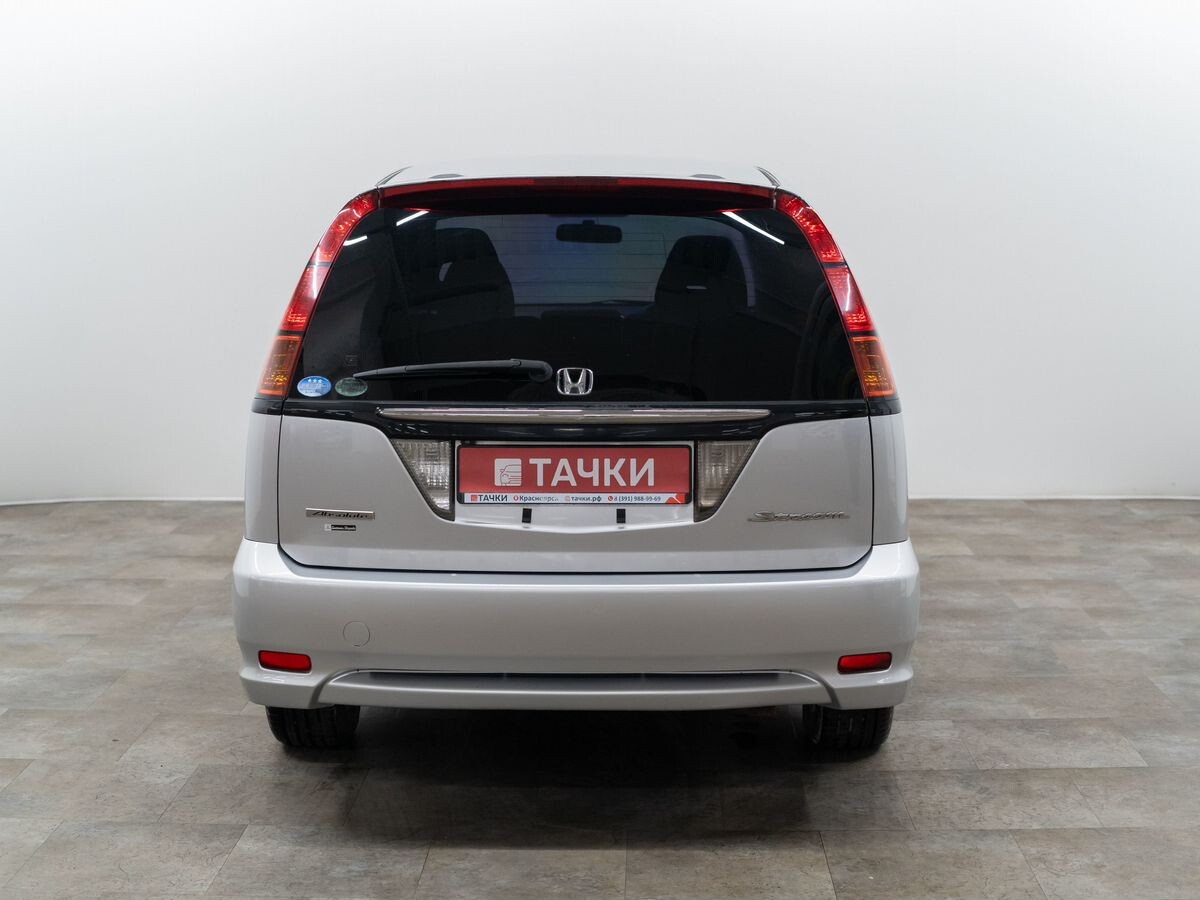 Honda Stream 2006 - фото автомобиля