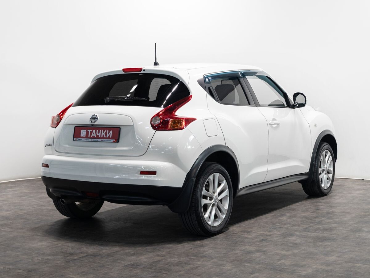 Nissan Juke 2012 - фото автомобиля