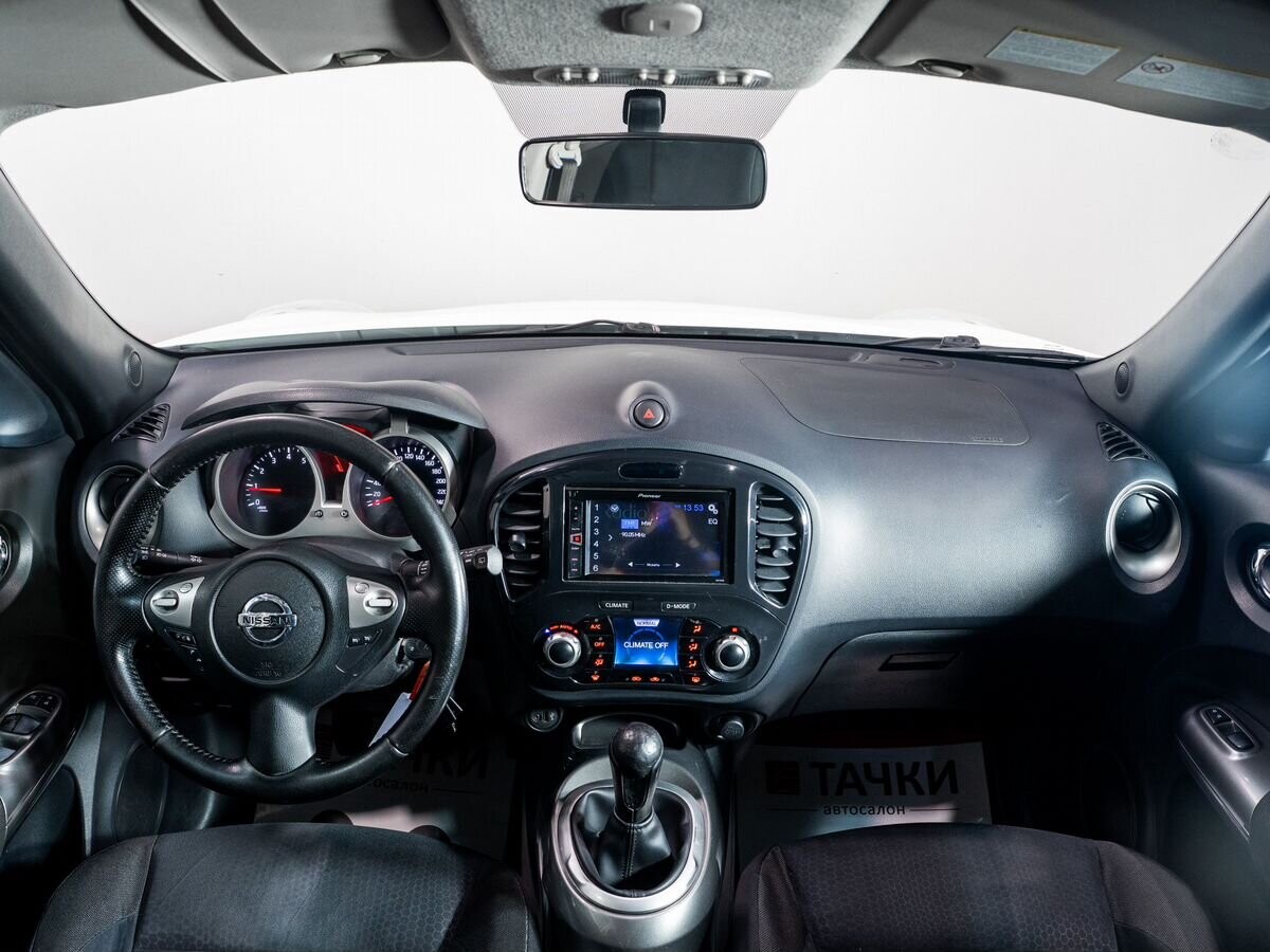 Nissan Juke 2012 - фото автомобиля